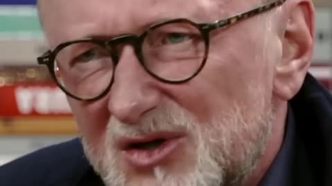 Nowy człowiek ma nie myśleć?