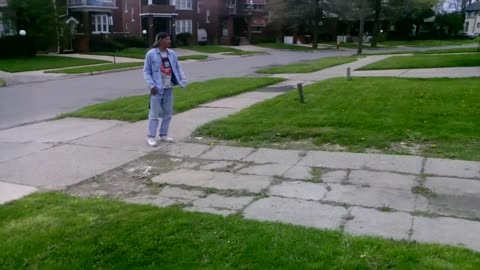 The shea show at tims place checking out a problem, shea show