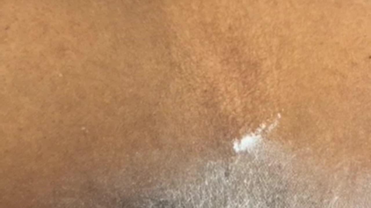 Underarm Waxing in California Using Sexy Smooth Lemon Kiss Wax by @waxing_with_mie 🍋💛