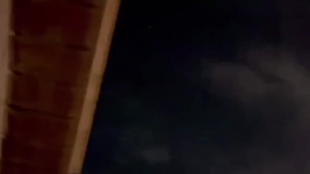 The air defense systems of Tehran are going crazy