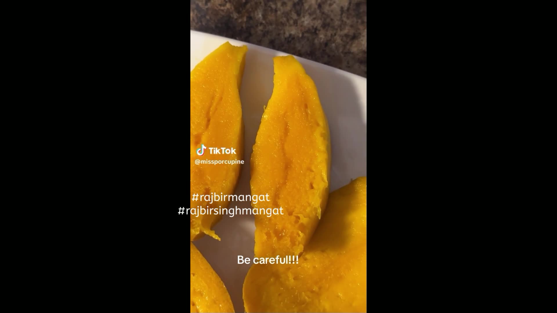 ‘We can digest lots of insects,’ Mississauga resident shocked to find maggots in fruit-