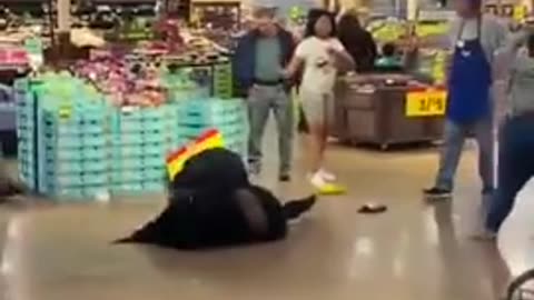 Four diverse women start fighting in a Tennessee grocery store