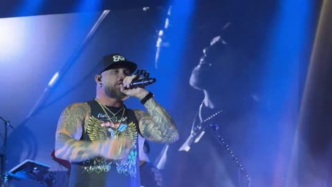 Brantley Gilbert “Me and my house” at Festival of the Lakes in Hammond, IN on July 17, 2025