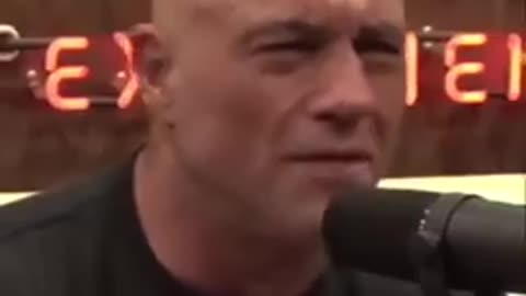 Joe Rogan： ＂How come nobody I know who wasn't vaccinated got long Covid？＂ ＂Is it vaccine Injury？＂