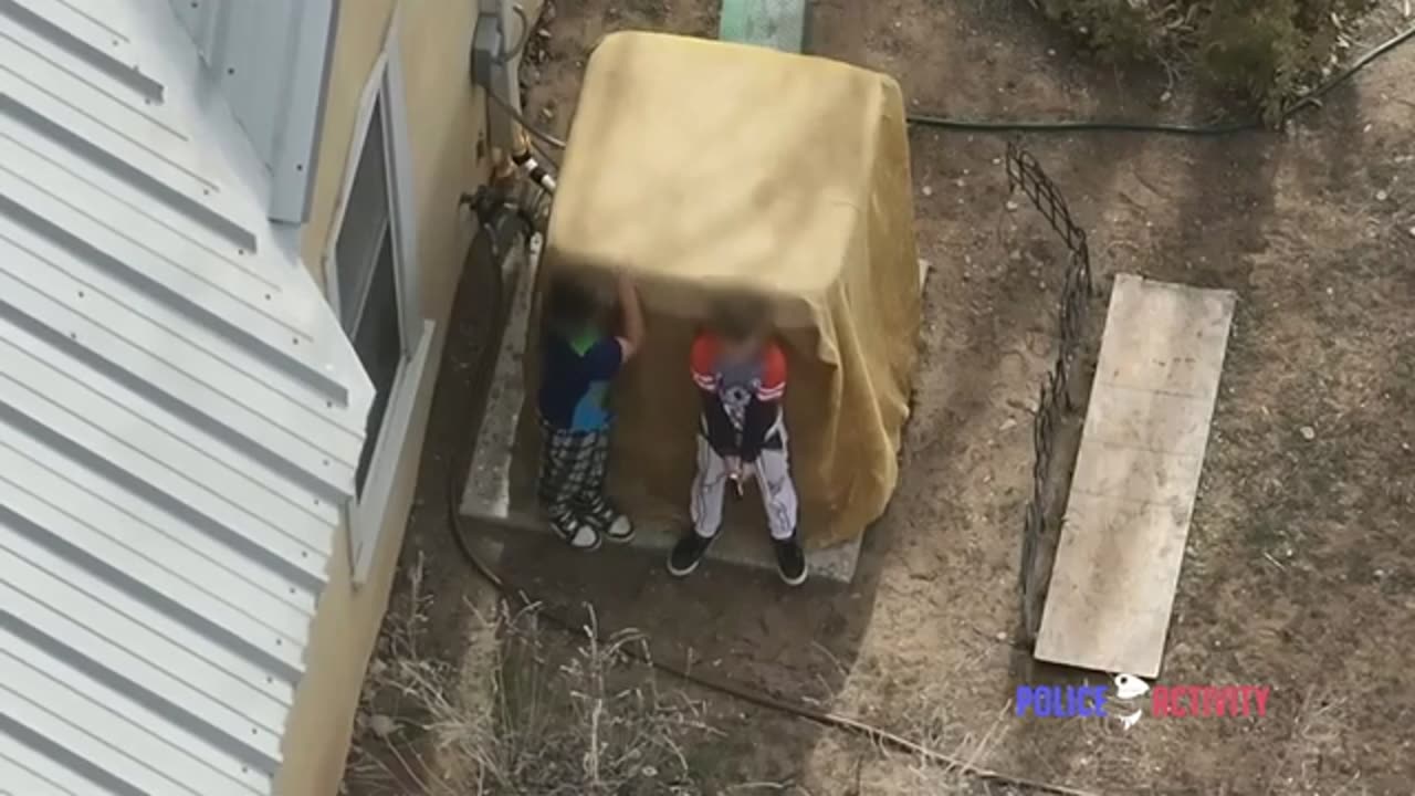 Two Young Kids Point Gun at Deputies During Standoff