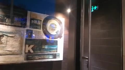 Restaurant at tippy top end of Sydney town, opposite NSW Parliament, displays a Q!