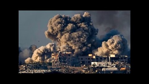 Huge clouds of smoke follow heavy Israeli strikes in eastern Gaza City as ceasefire talks continue