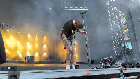 Fall apart