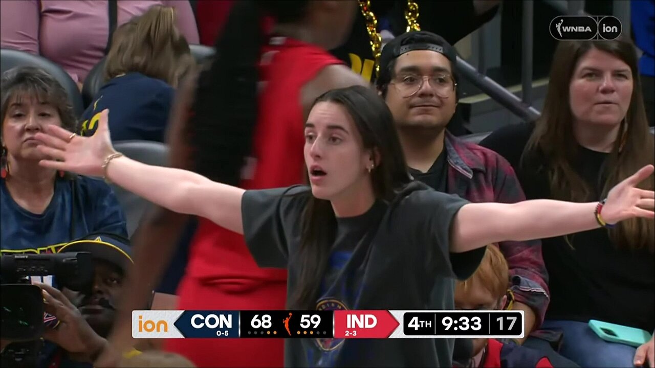 🤣 Caitlin Clark reacts to foul call on Aliyah Boston | Indiana Fever WNBA women's basketball