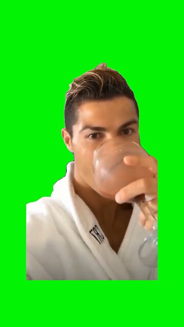 Ronaldo Drinking Juice | Green Screen #ronaldo #christianoronaldo #soccer #meme #fyp