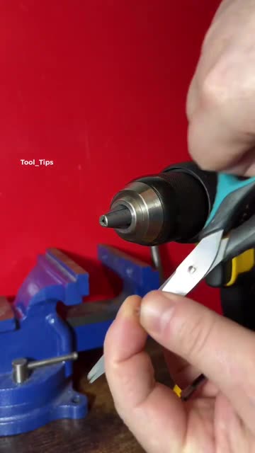 DIY Tool Hack Using Plastic Pen Case and Electric Power Drill