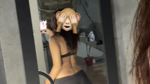 #parat #paratii #fyp #fypシ゚ #cancion #cuerpo #trend #cintura #espalda #microdermales #tatuaj #esclav