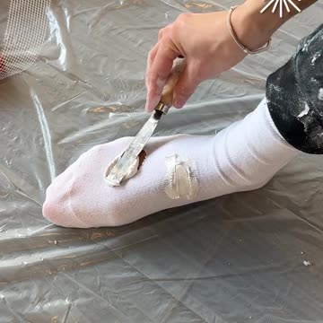 Fixing walls or. customizing socks.hd