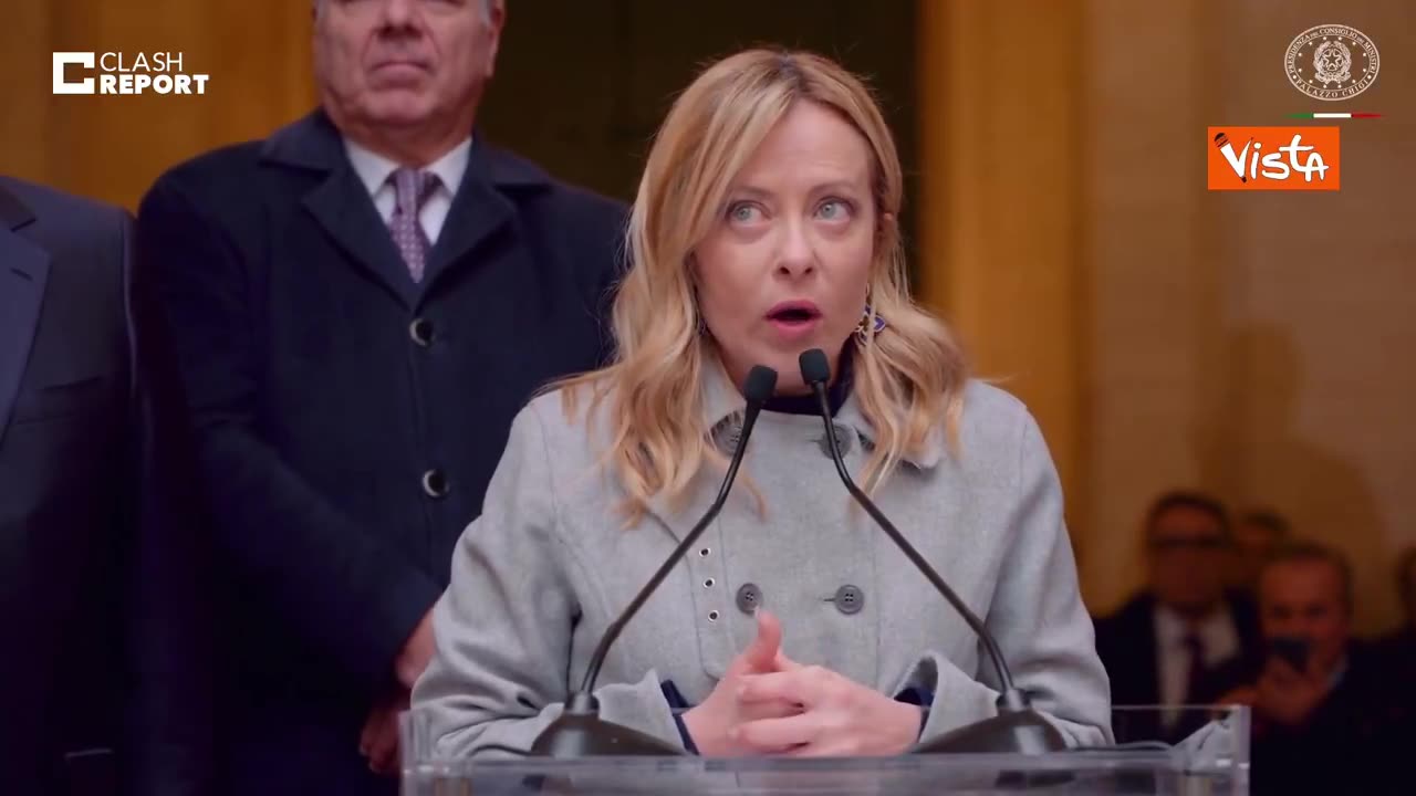 Meloni batuta me stafin në Kryeministri: 2025-a ishte e vështirë, por viti tjetër do të jetë më keq