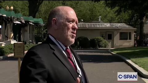 Tom Homan Speaks to Reporters