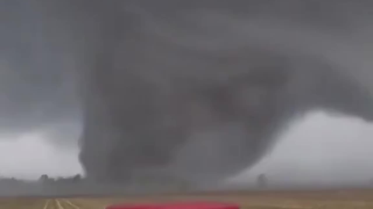 Intense tornado near Lake City, AR