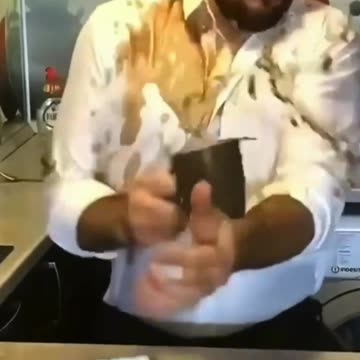 Ohh Tea time funniest himself