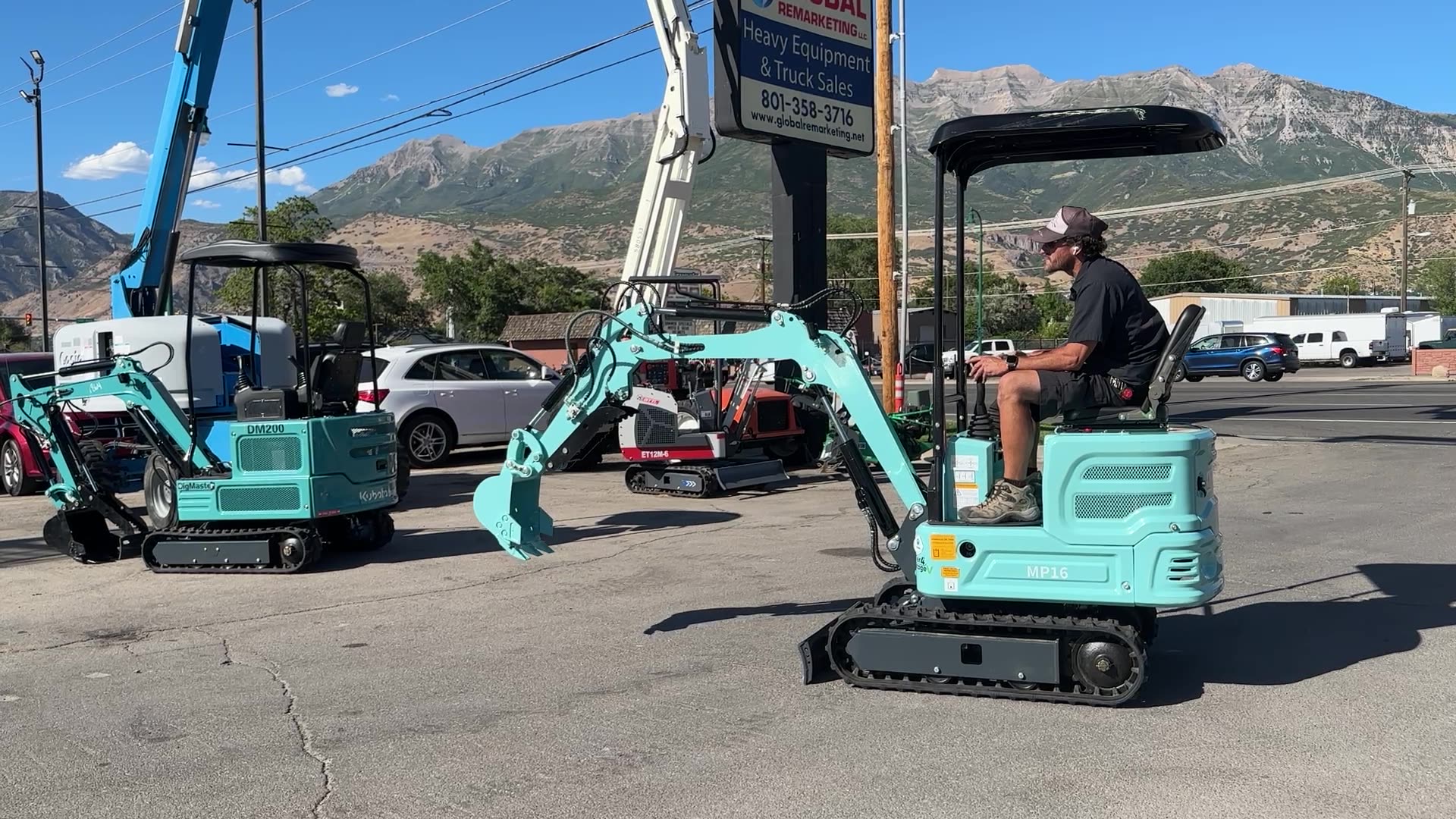 NEW Mini Excavator 2025 MachPro MP16 Kubota Diesel Hydraulic Thumb, Backfill Blade, Tooth Bucket