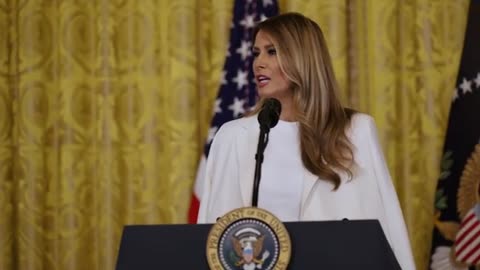 First Lady Melania Trump pays tribute to military mothers