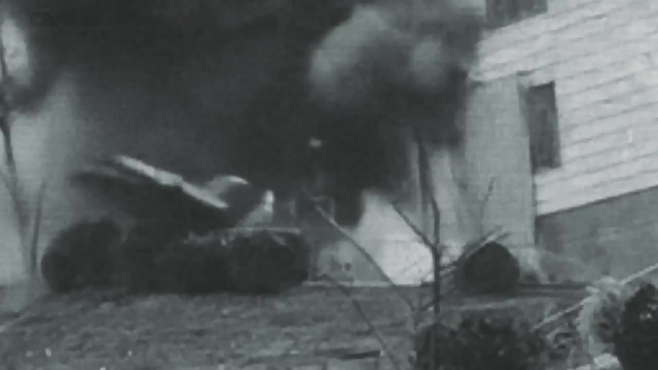 Tehran: entrance of a prison where political prisoners are held was hit