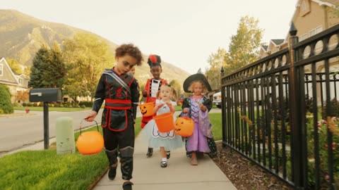 A Very Socialists Halloween