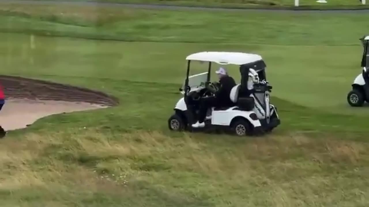 😲😂 How NOT to Cheat at Golf! ⛳ | FunFM