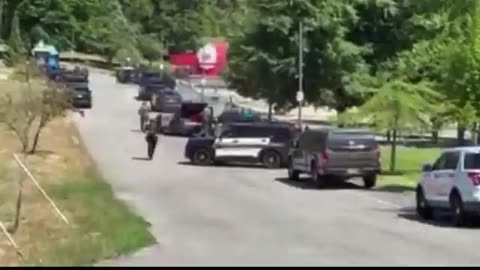 appears that several officers and firefighters have been shot in some kind of ambush In Idaho