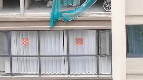 Terrifying Construction Accident