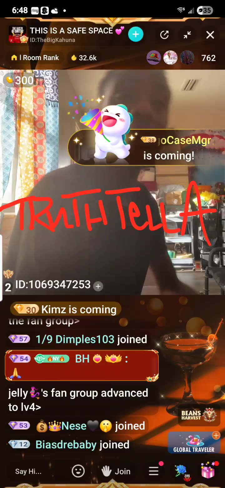 FAMGONATURAL PARANOID SCHIZOPHRENIC BIPOLAR SON WHO IS ALSO HER CAREGIVER SPEAKS ON PETTY BANKS LIVE THEN KAHUNA LIVE DEMANDING TO SPEAK TO MESSY CALLER & TRINA B BECAUSE THEYRE GAY THEY BOTH JOIN