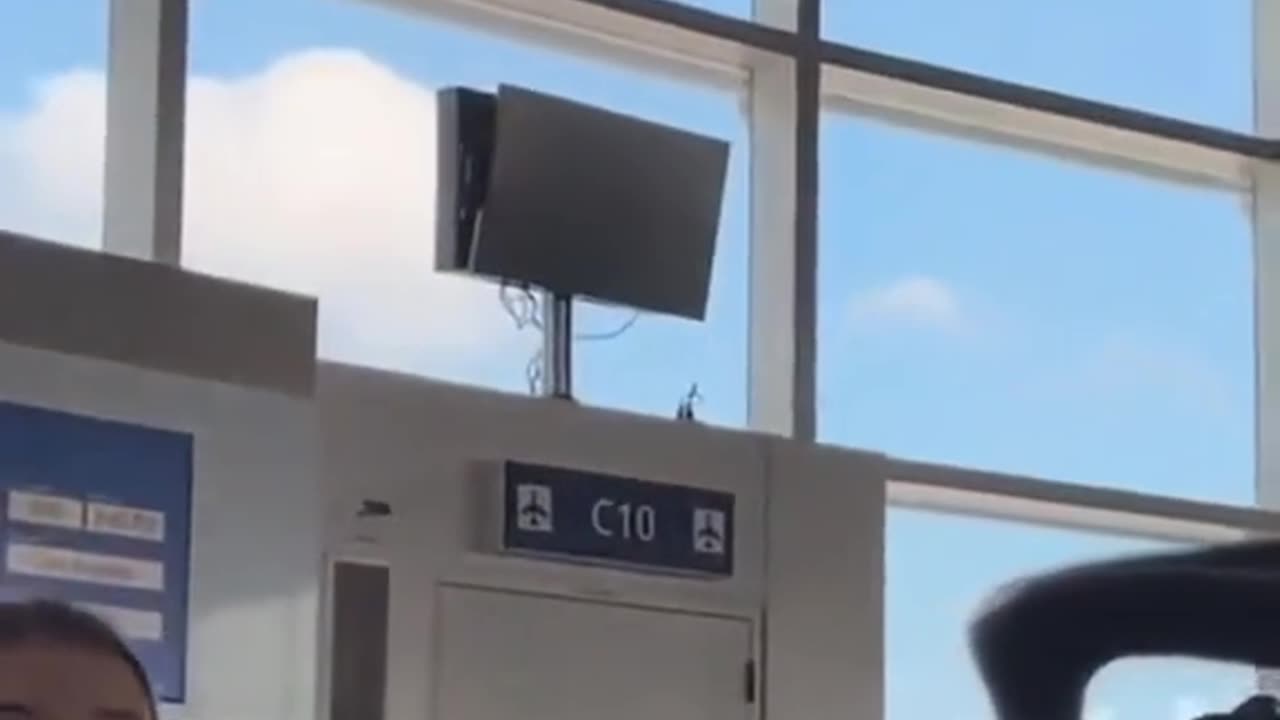Clown misses flight then.....