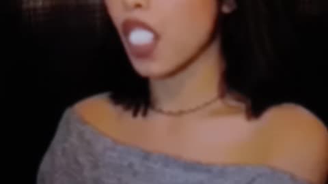 Bubblegum blowing