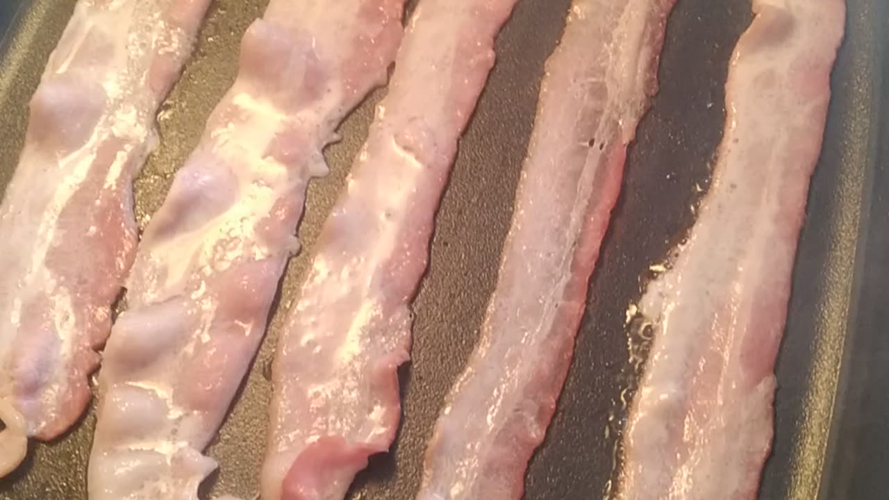 Sunday morning 5/11/25 bacon / Matt Ahn Talk Show