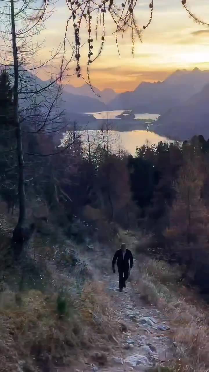 Breathtaking Swiss Train Ride Through the Alps | Scenic Autumn Journey