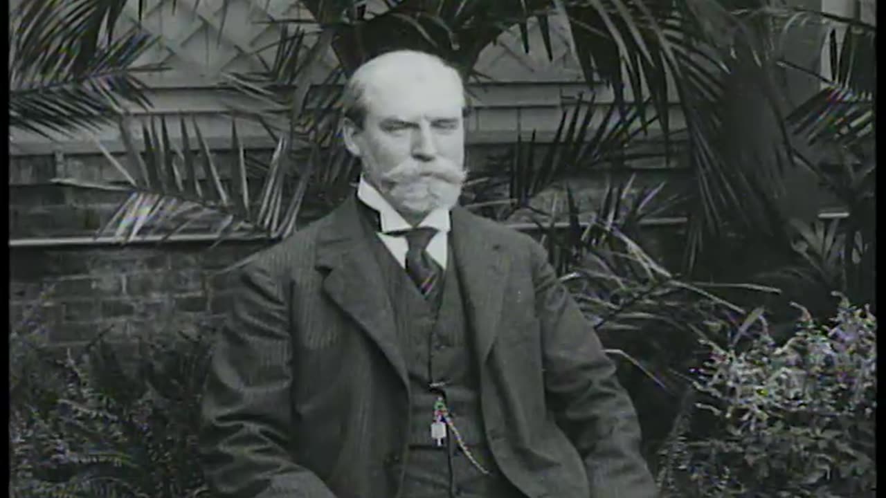 [STOCK NEWSREEL EXCERPTS] - [STOCK NEWSREEL EXCERPTS] - cbs-cbswwi-82-r1