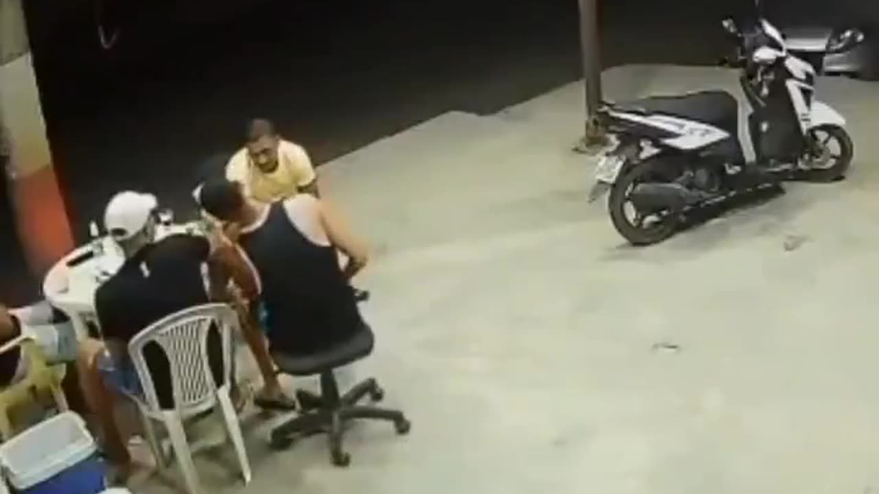 He was prepared. The robbers were not.