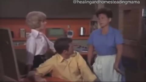 The Brady Buch new about measles Watch to the end to see the nauseating contrast.