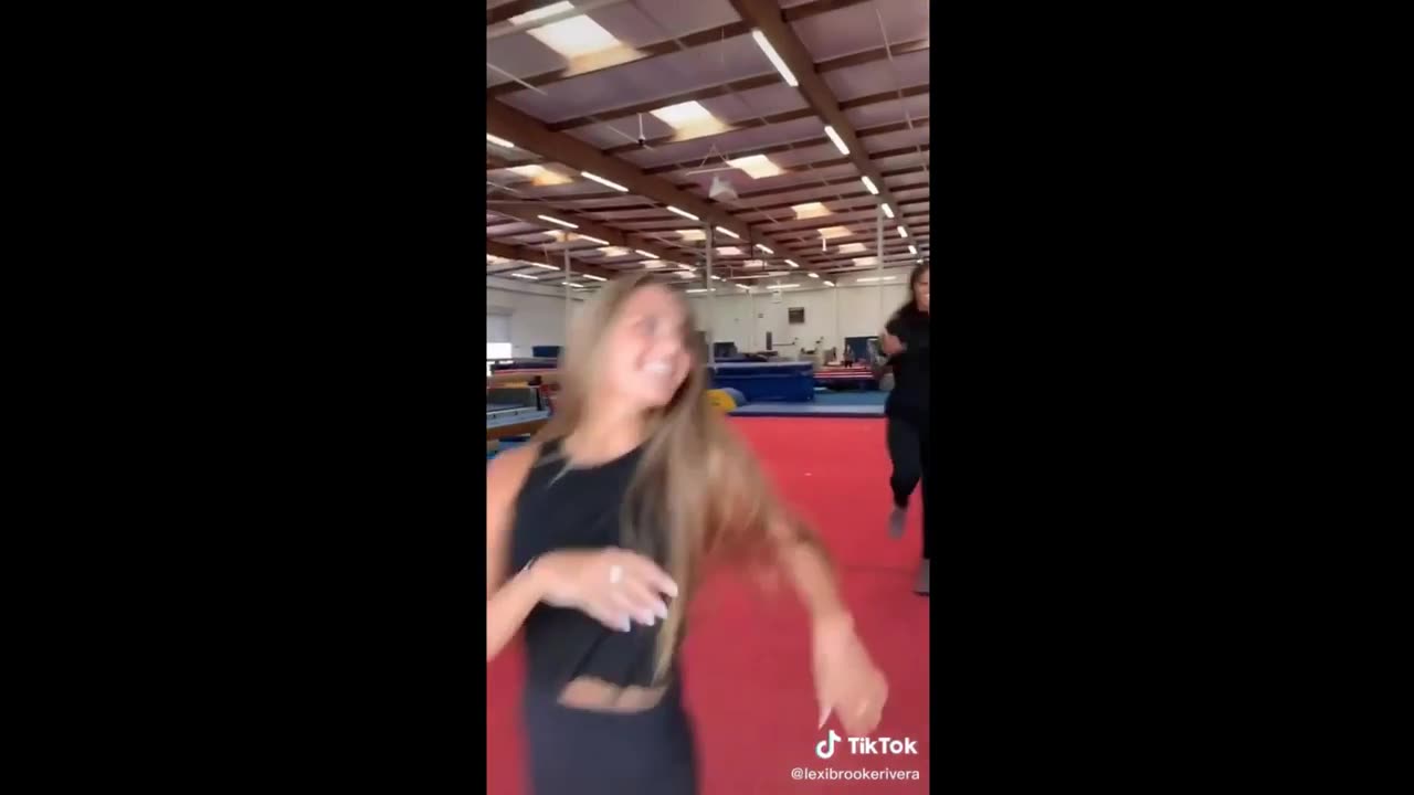 HOTTEST TIKTOKS || TRY NOT TO GET HORNY