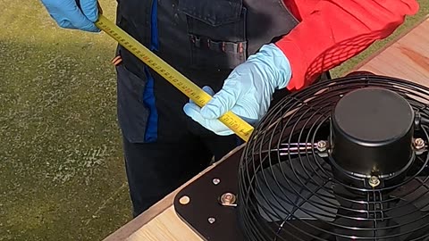 MONTO Ventola aspirazione su LEGNO
