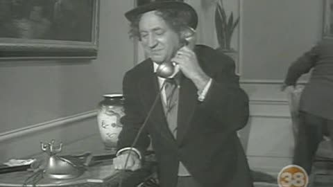 E137. A Missed Fortune - Shemp Howard Era - 1952