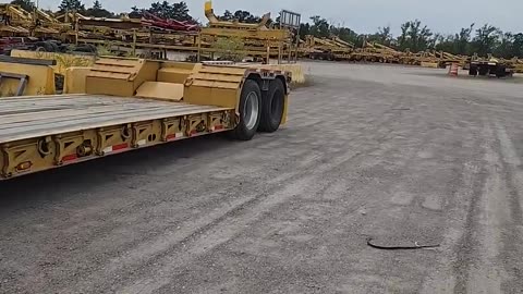 OFF LIKE A HERD OF TURTLES #ourtruckinglife #truckesvlogs #truckdriver #trucking #keeptrucking