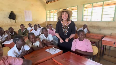 a_special_message_from_cynthia_&_mikuluni_students (720p)