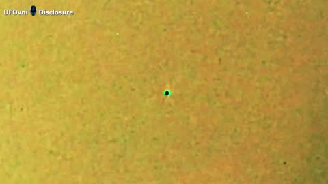 Une grande lumière autour de nombreux drones extraterrestres à Fleurus en Belgique, 16 07 25