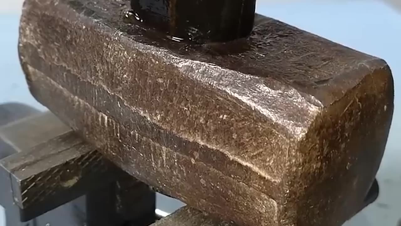 Fixing hammer head