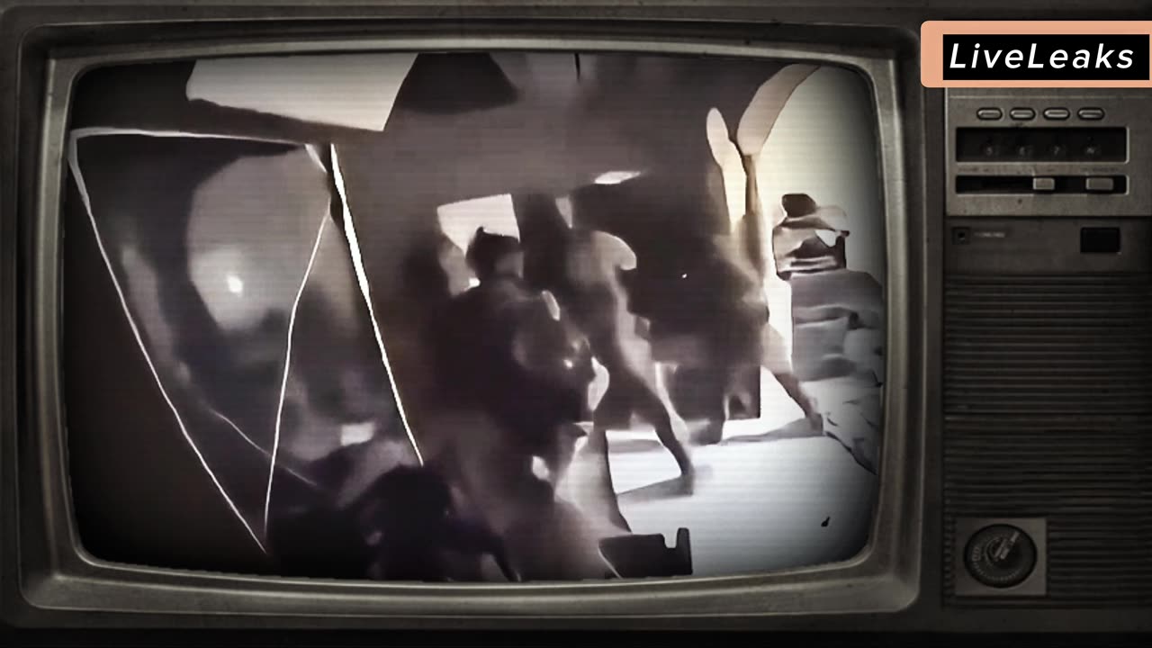 Crazy Close Range Clashes as Hamas Fighters Ambush IDF.