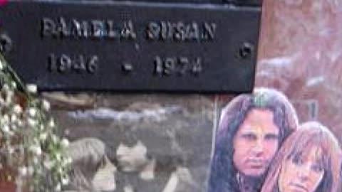 FAMOUS GRAVES - VOL. 424: PAMELA COURSON