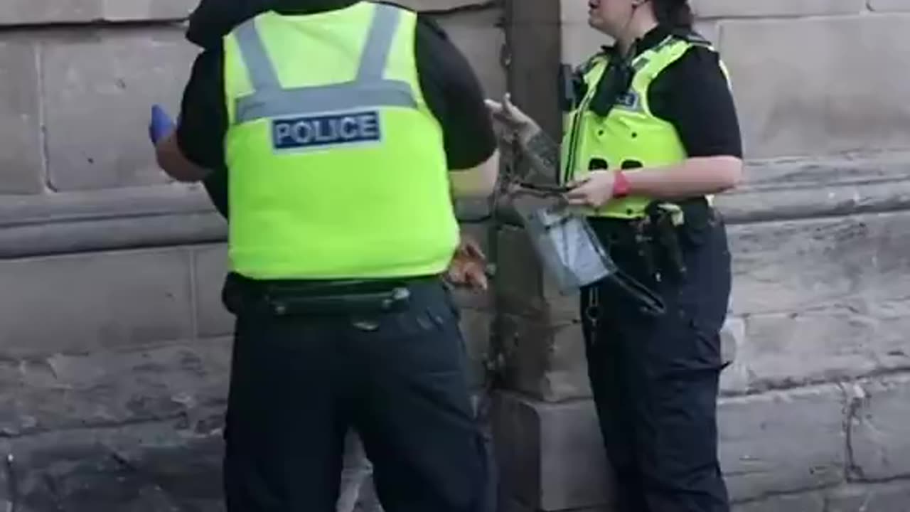 Folks i think i've actually found an honest, caring police officer....