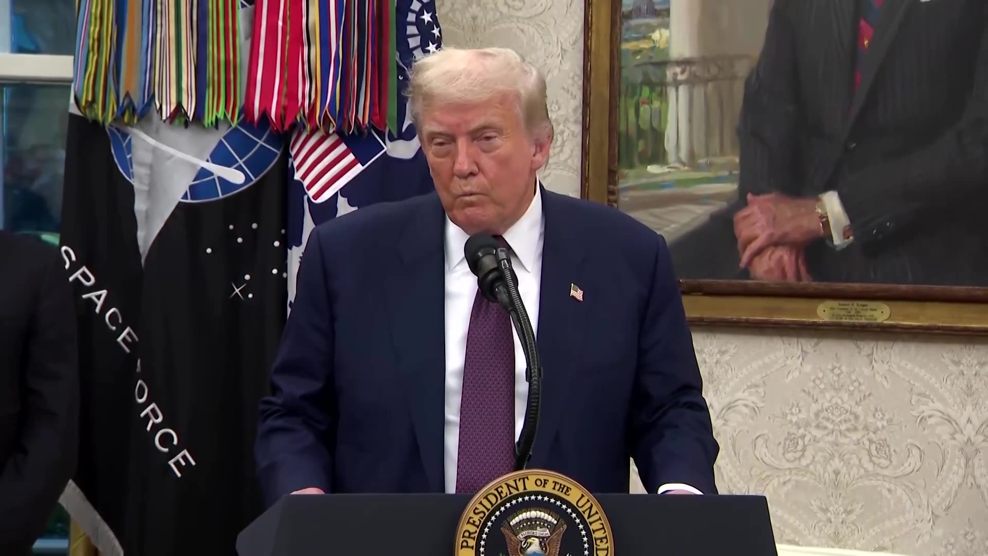 Trump hints at China tariffs like India’s over Russian oil