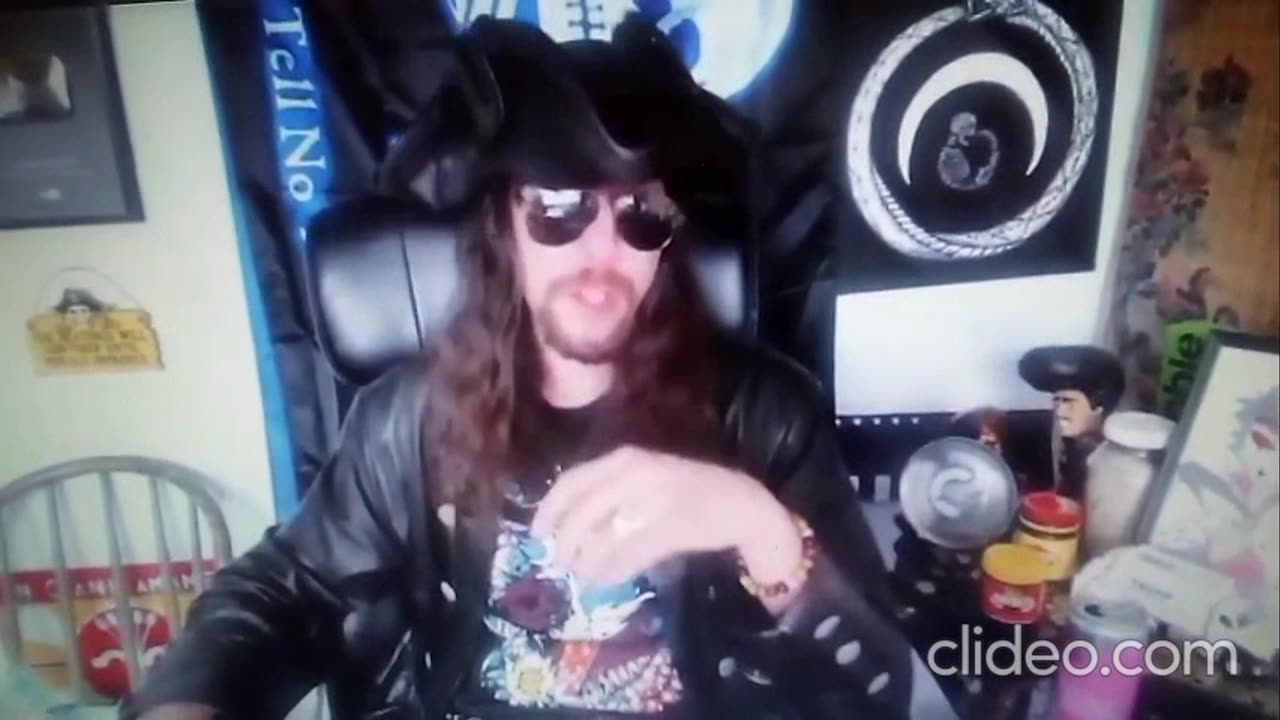STYXHEXENHAMMER666 DOES ITALIAN ACCENT!
