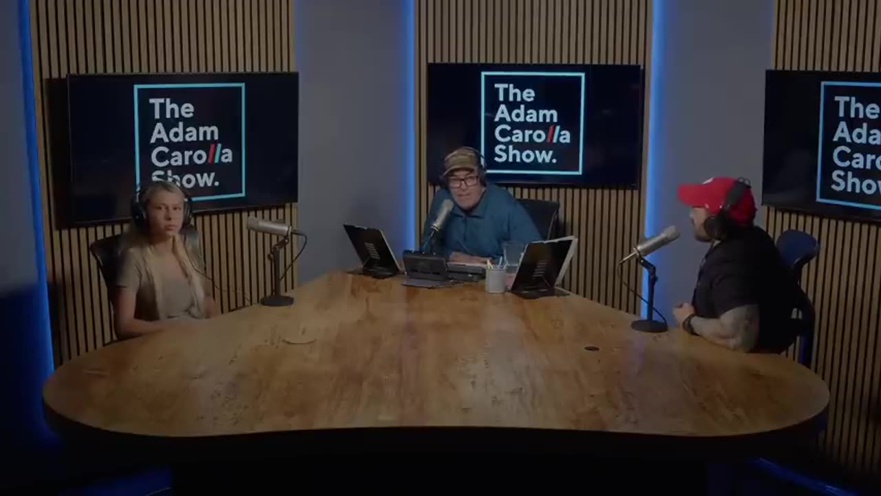 HAWK TUAH! Talks about the Video That Launched Internet Stardom! (480p, h264)