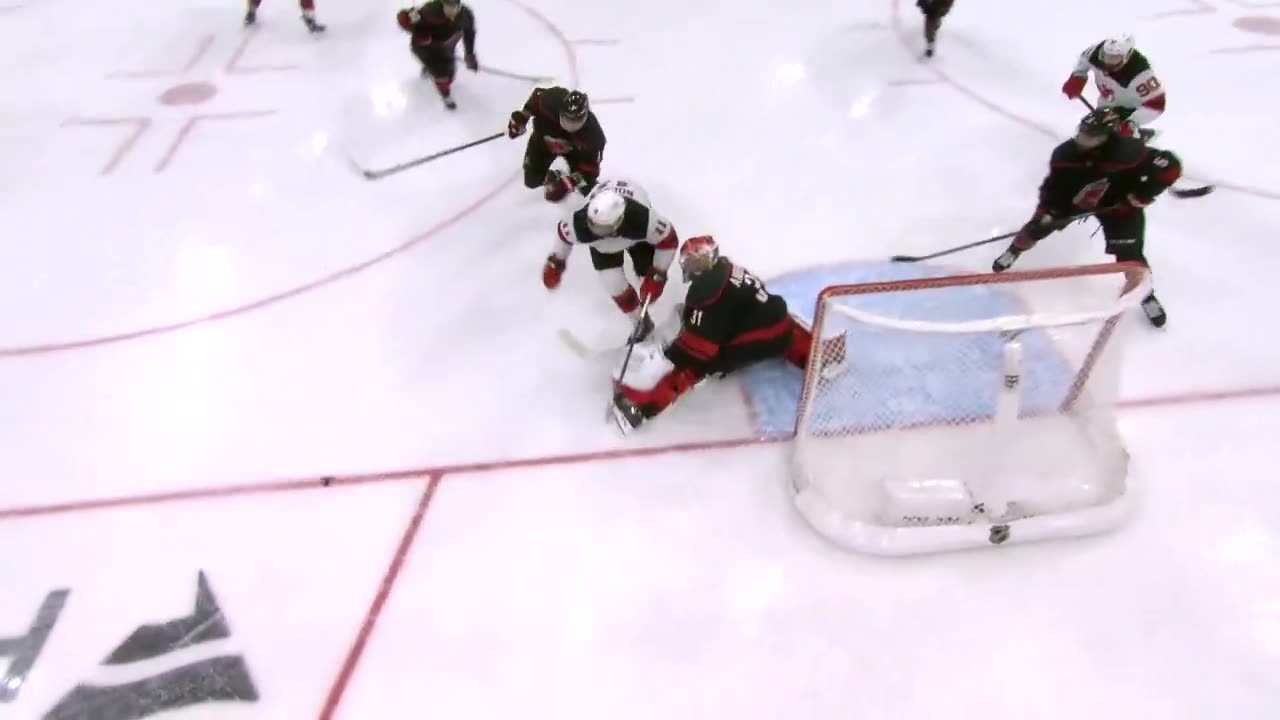 NHL - FREDDIE'S STANDING TALL 🤯 #StanleyCup 🇺🇸